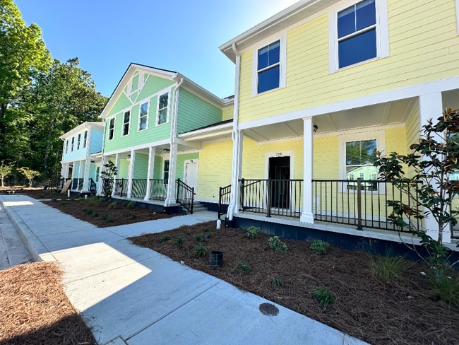 300 Gardenview Ln in Summerville, SC - Building Photo - Building Photo