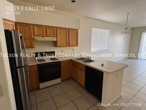 10229 E Calle Cadiz in Tucson, AZ - Building Photo - Building Photo