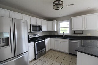 2881 Taylor Spring Ln in Harrisonburg, VA - Building Photo - Building Photo