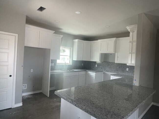 118 Olive St in Los Fresnos, TX - Building Photo - Building Photo