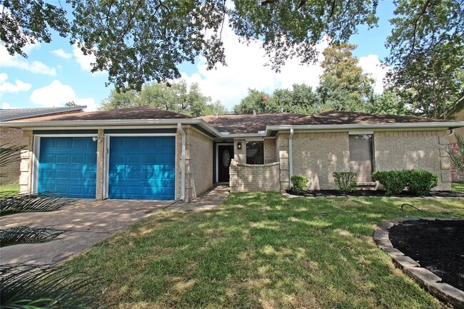 property at 13111 Sherwood Oaks Dr