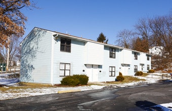 Beason Square in Uniontown, PA - Building Photo - Building Photo