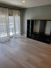 1945 Mt Vernon Ct in Mountain View, CA - Building Photo - Building Photo