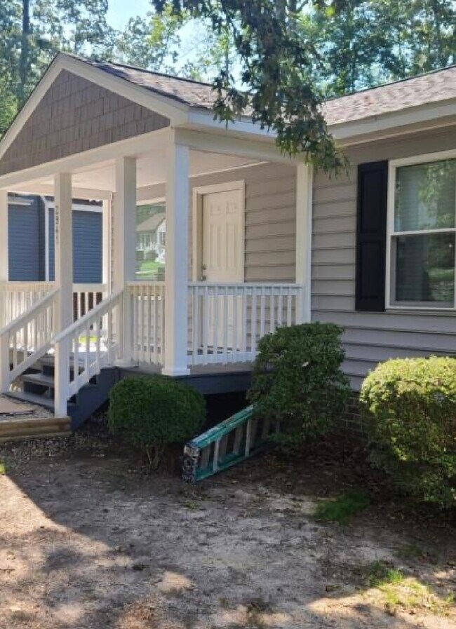 2941 Maplevale Rd Rentals in Chester, VA