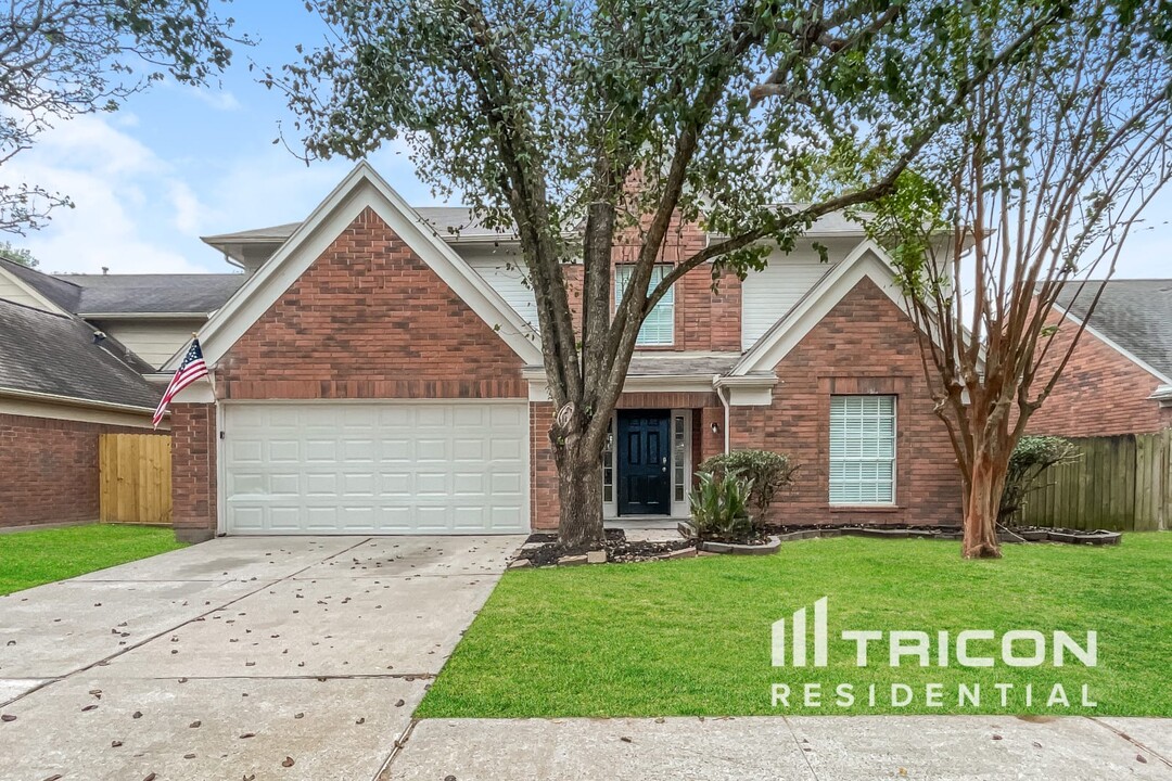 19119 Long Timber Dr in Humble, TX - Building Photo