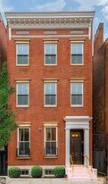 708 Park Ave, Unit D in Baltimore, MD - Building Photo