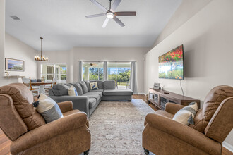 2860 S Courtenay Pkwy in Merritt Island, FL - Building Photo - Building Photo