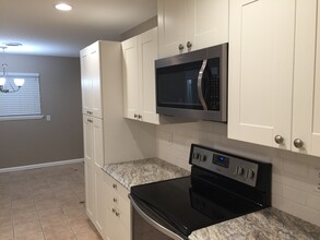 311 Twin Diamond Rd in Roswell, NM - Building Photo - Building Photo