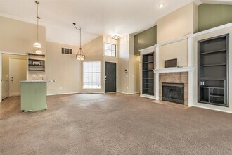 904 Merlin Cir in Norman, OK - Building Photo - Building Photo