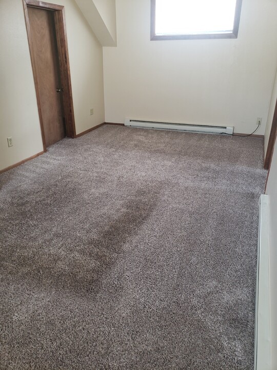 S10333 County Road HH I, Unit B in Eleva, WI - Building Photo