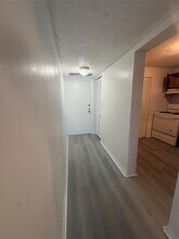 7960 N Colony Cir in Tamarac, FL - Building Photo - Building Photo