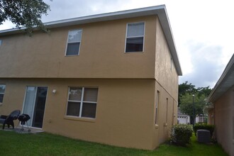 147 Monroe View Trl in Sanford, FL - Building Photo - Building Photo