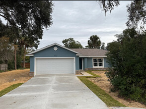 4423 NE 8th Pl in Ocala, FL - Building Photo - Building Photo