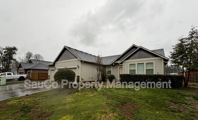 3640 Park Dr in Columbia City, OR - Building Photo - Building Photo