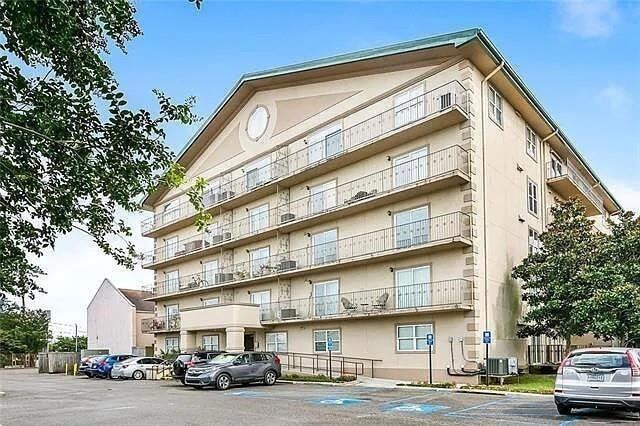 3456 Cleary Ave, Unit 101 in Metairie, LA - Foto de edificio - Building Photo
