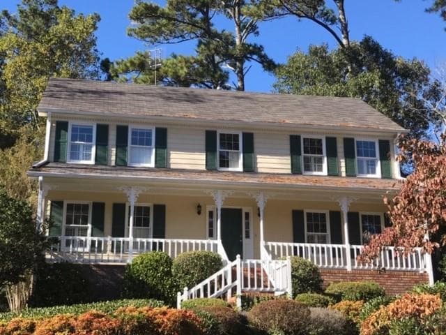 property at 4817 Woodspring Dr NE