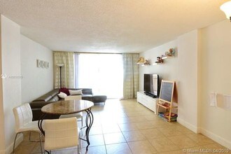 1904 S Ocean Dr-Unit -50E in Hallandale Beach, FL - Building Photo - Building Photo