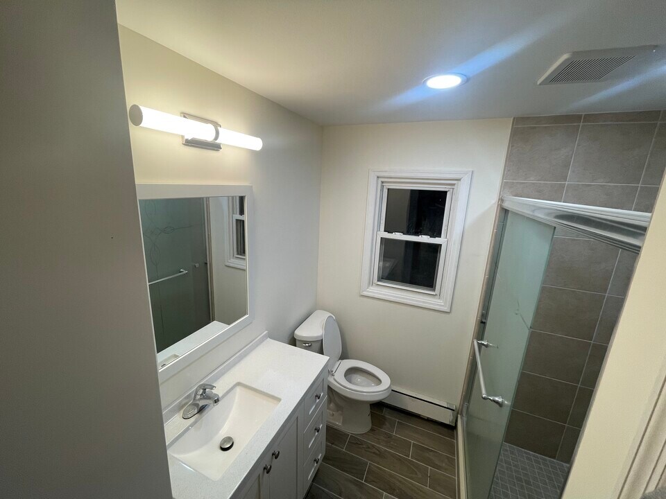 185 Gaston Ave, Unit 2nd Floor in Garfield, NJ - Foto de edificio