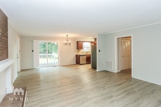 139 Edgeway Rd in Mooresville, NC - Building Photo - Building Photo