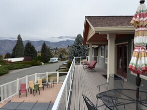 165 Coral St in Manson, WA - Building Photo - Building Photo