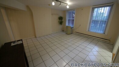 429 Marlborough St in Boston, MA - Building Photo - Building Photo