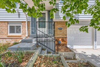 15071 E Utah Pl in Aurora, CO - Building Photo - Building Photo