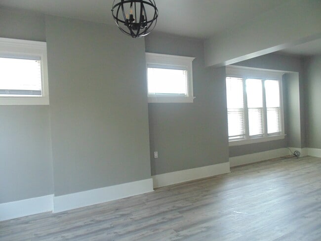 property at 2831 W Juneau Ave