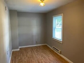 302 W Eureka St in Champaign, IL - Building Photo - Building Photo