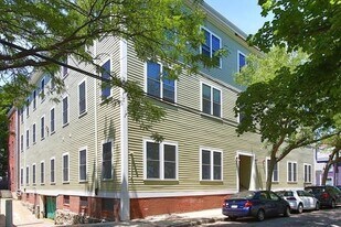 253 Norfolk St in Cambridge, MA - Building Photo