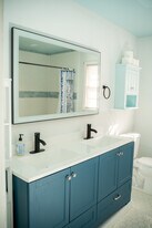 9245 Summit Dr in Birmingham, AL - Building Photo