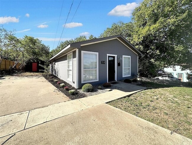 property at 1518 Walmsley Ave