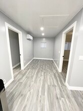 10252 Vena Ave in Arleta, CA - Building Photo - Building Photo