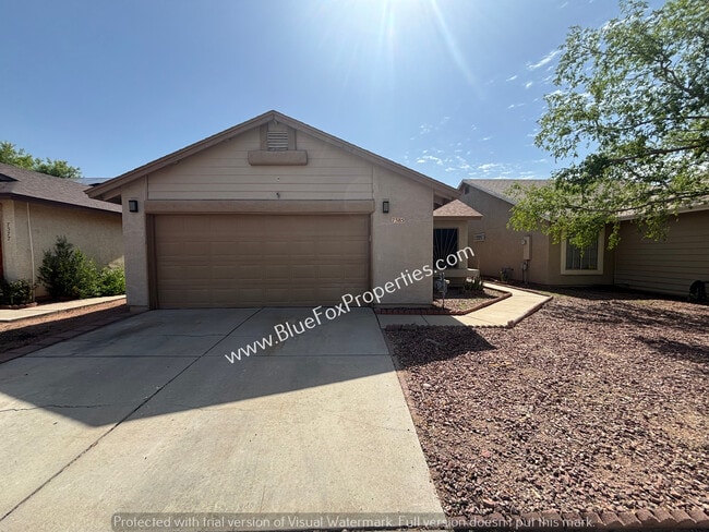 property at 7385 S Avenida Perlina
