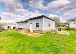 2526 E 39th St in Erie, PA - Foto de edificio - Building Photo