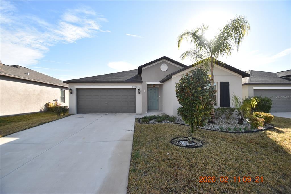 14908 Imperial Purple Ln in Wimauma, FL - Building Photo