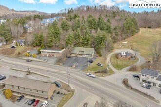 483 NC-105 in Boone, NC - Building Photo - Building Photo