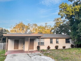13000 120th St N in Largo, FL - Building Photo