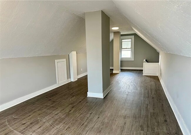 4072 E 64th St in Cleveland, OH - Building Photo - Building Photo