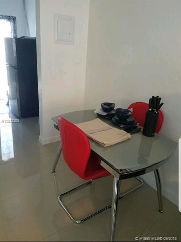 6944 Byron Ave-Unit -17 in Miami Beach, FL - Building Photo - Building Photo
