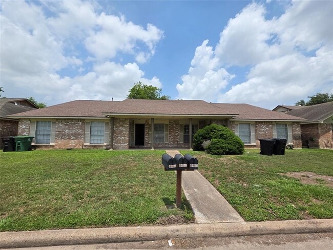 property at 12738 Shannon Hills Dr