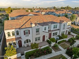 4077 S Sabrina Dr in Chandler, AZ - Building Photo