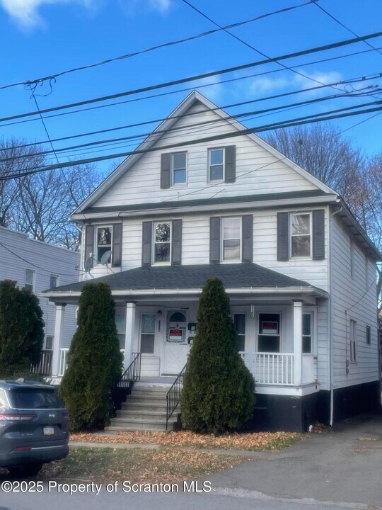 2301 Boulevard Ave in Scranton, PA - Building Photo