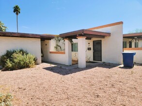 4809 S La Rosa Dr in Tempe, AZ - Building Photo - Building Photo