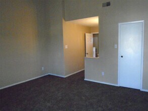 12651 Windsor Village Dr in Houston, TX - Building Photo - Building Photo