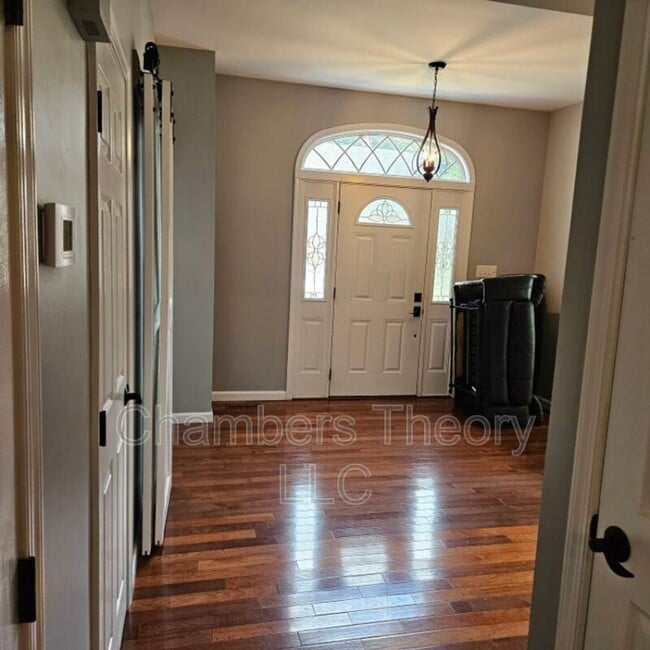 8315 Argent Cir in Fairfax Station, VA - Building Photo - Building Photo