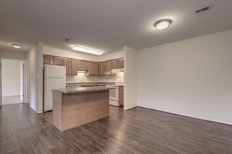 New Forest Apartments in St. Charles, MD - Building Photo - Building Photo