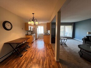 535 19th St NW in Rochester, MN - Building Photo - Building Photo