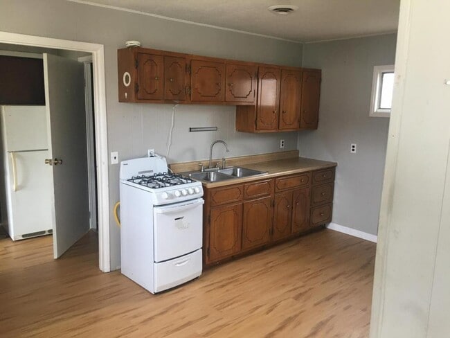 property at 174 Price St