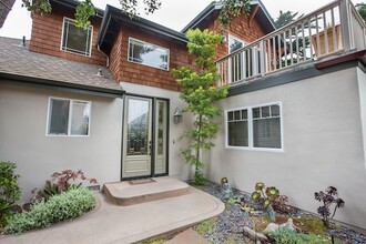 130 Getchell St in Santa Cruz, CA - Building Photo - Building Photo