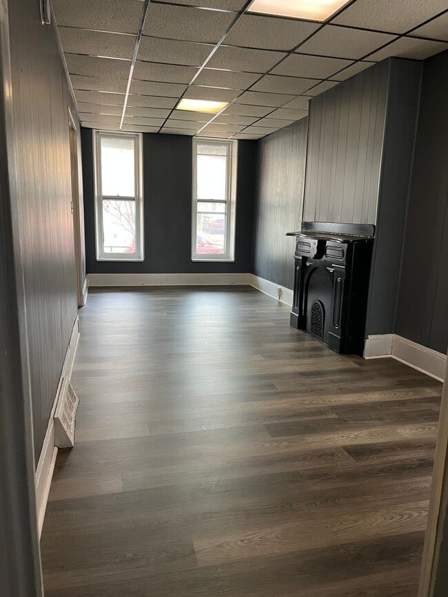 property at 222 N 3rd St